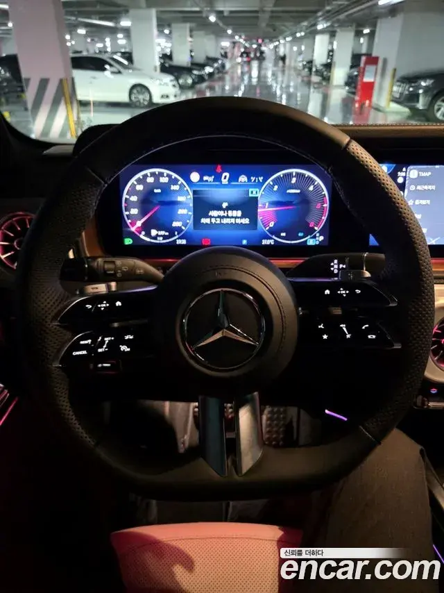 Mercedes-Benz G-Class 2026 — Photo 6/11