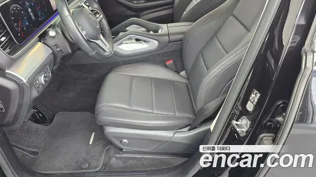 Mercedes-Benz GLE-Class 2019 — Şəkil 18/20