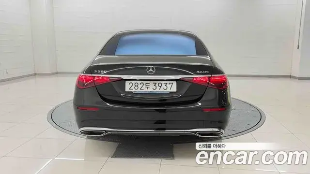Mercedes-Benz S-Class 2025 — Фото 2/20