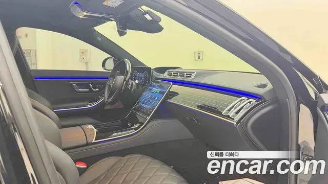 Mercedes-Benz S-Class 2025 — Фото 15/20
