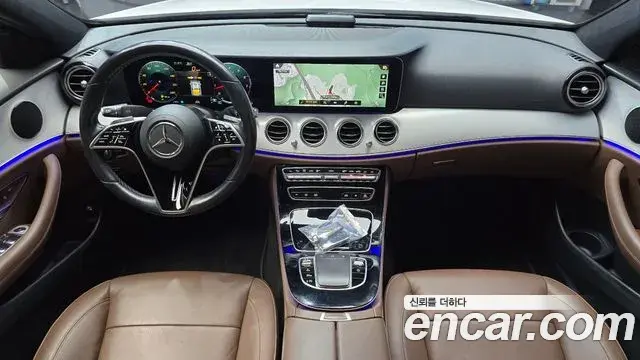 Mercedes-Benz E-Class 2020 — Фото 7/20