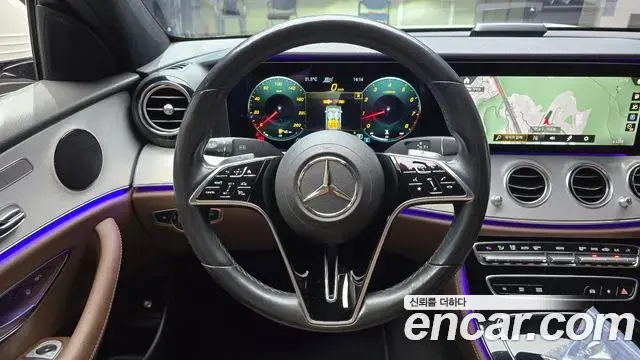 Mercedes-Benz E-Class 2020 — Фото 13/20