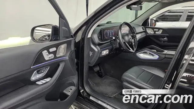 Mercedes-Benz GLE-Class 2023 — Şəkil 10/20