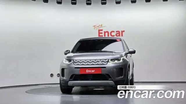 Land Rover Discovery Sport 2021 — Фото 3/20