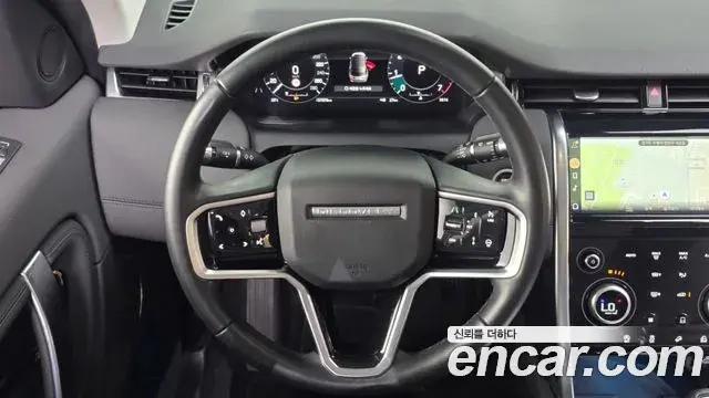 Land Rover Discovery Sport 2021 — Фото 13/20