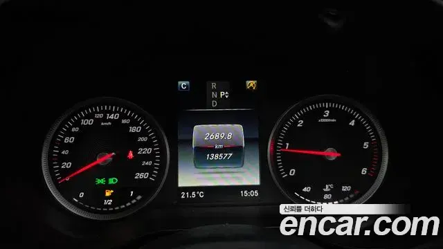 Mercedes-Benz C-Class 2018 — Фото 8/20