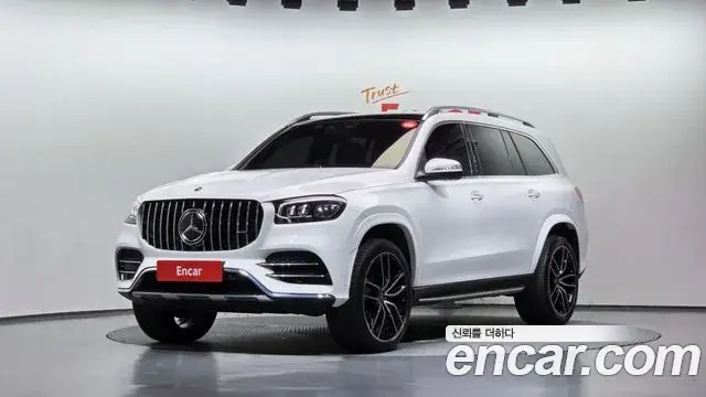 Mercedes-Benz GLS-Class 2023 — Photo 1/20
