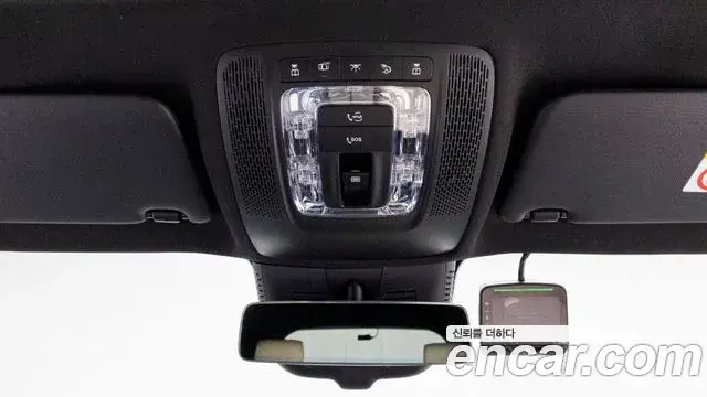 Mercedes-Benz GLB-Class 2025 — Фото 17/20