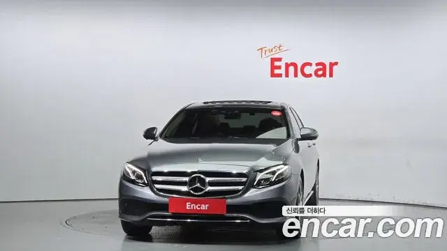 Mercedes-Benz E-Class 2019 — Фото 3/20
