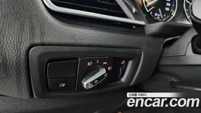 BMW 2 Series Active Tourer 2019 — Фото 13/20