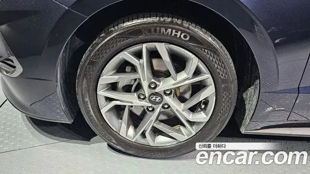 Hyundai Sonata Hybrid 2019 — ფოტო 6/20