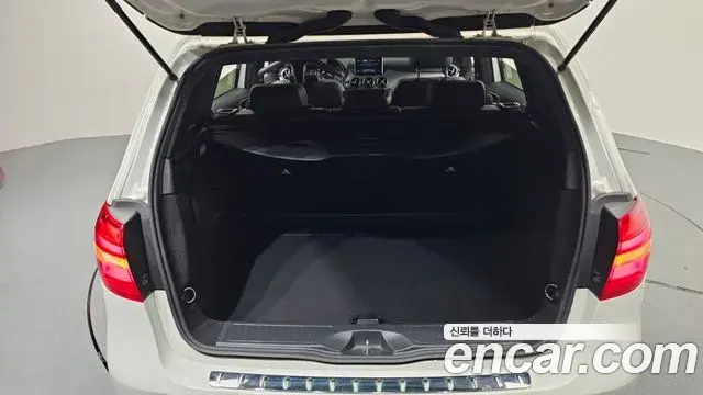 Mercedes-Benz B-Class 2018 — Şəkil 15/20