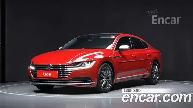 Volkswagen Arteon 2018 — Photo 1/20