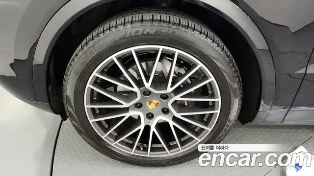 Porsche Cayenne 2019 — Şəkil 3/20