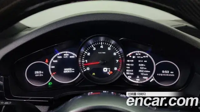 Porsche Cayenne 2019 — Şəkil 17/20