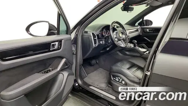 Porsche Cayenne 2019 — Şəkil 9/20