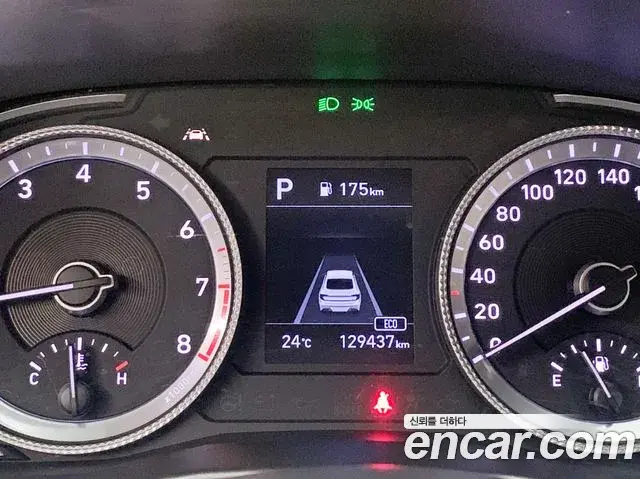 Hyundai Sonata Hybrid 2019 — ფოტო 8/20