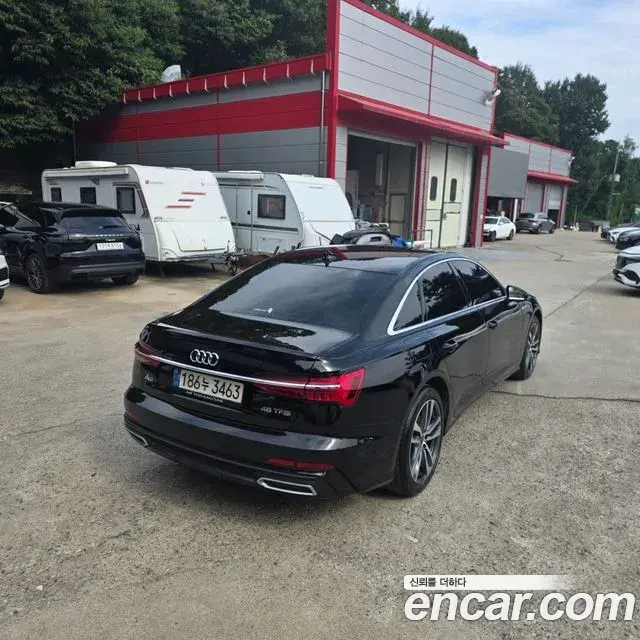 Audi A6 2022 — Şəkil 10/19