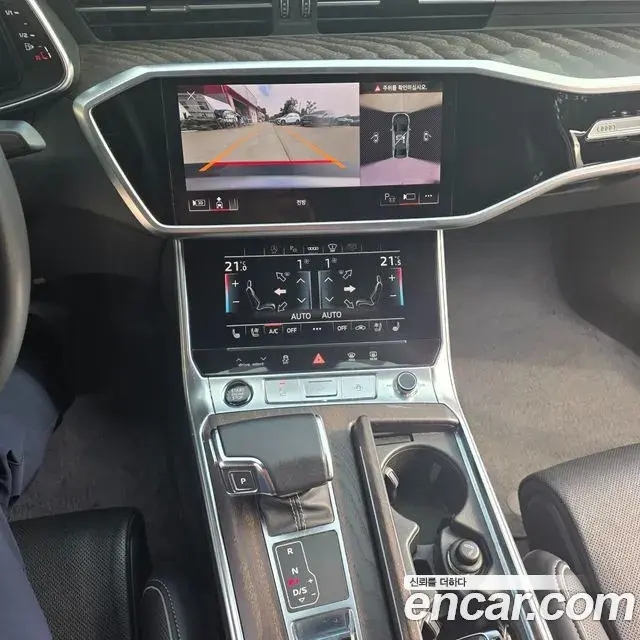 Audi A6 2022 — Şəkil 16/19