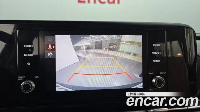 Kia Carnival 2023 — Photo 15/20