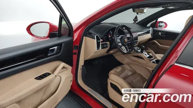 Porsche Cayenne 2023 — Şəkil 9/20