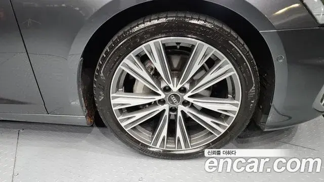 Audi A6 2022 — Şəkil 7/20