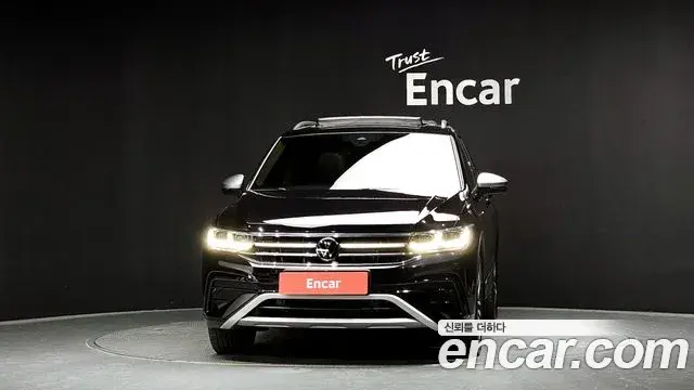 Volkswagen Tiguan Allspace 2022 — Photo 18/21