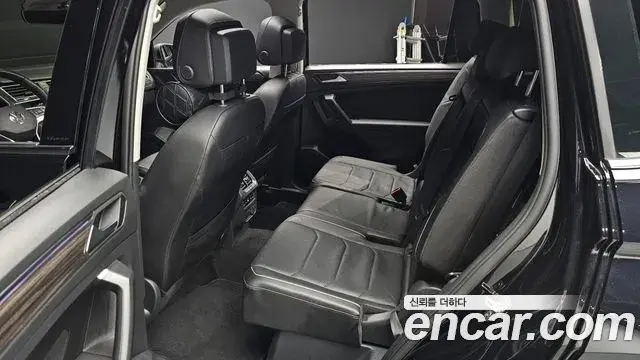 Volkswagen Tiguan Allspace 2022 — Photo 21/21
