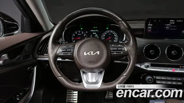 Kia Stinger Meister 2022 — Şəkil 12/20