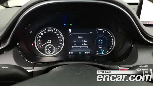 Genesis GV70 2021 — Şəkil 9/20