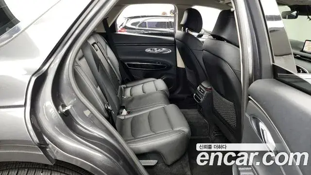 Genesis GV70 2021 — Şəkil 15/20