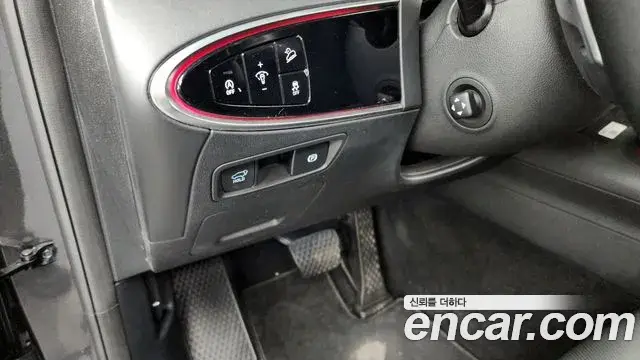 Genesis GV70 2021 — Şəkil 8/20