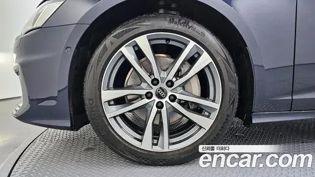 Audi A6 2022 — Şəkil 15/20
