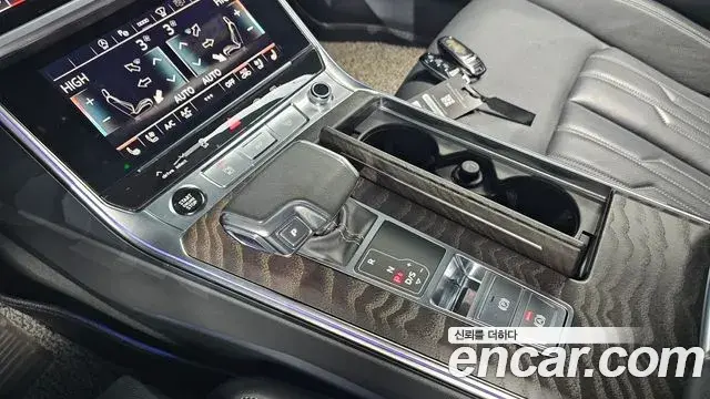 Audi A6 2022 — Şəkil 7/20