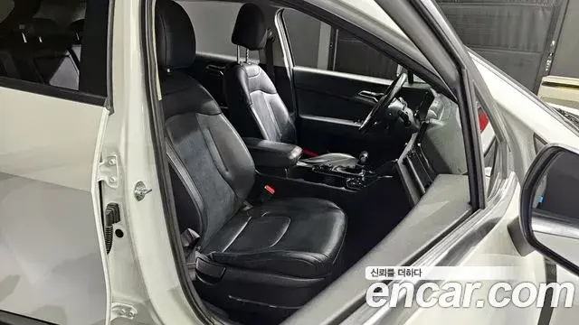 Kia Sportage 2022 — Фото 12/20