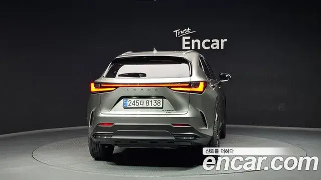 Lexus NX350h 2024 — Şəkil 1/20