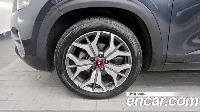 Kia Seltos 2020 — Şəkil 15/20