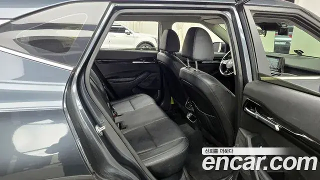 Kia Seltos 2020 — Şəkil 7/20