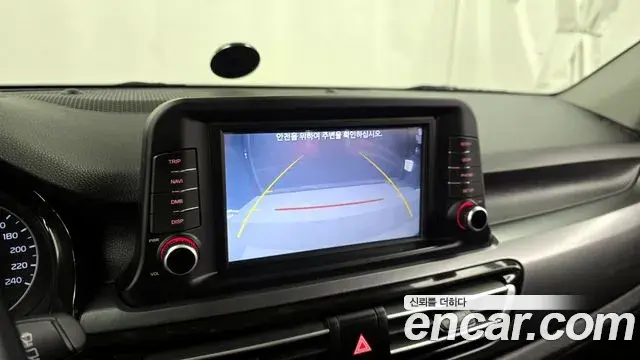 Kia Seltos 2020 — Şəkil 19/20