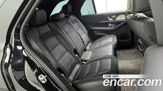 Mercedes-Benz GLE-Class 2022 — Фото 12/20
