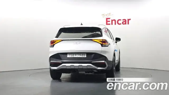 Kia Sportage 2022 — Photo 7/20