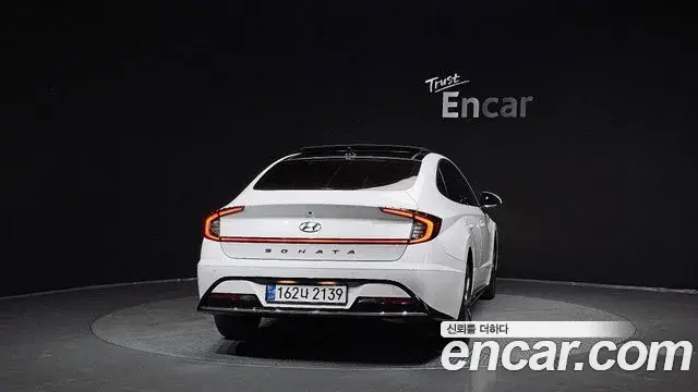 Hyundai Sonata Hybrid 2019 — ფოტო 5/20