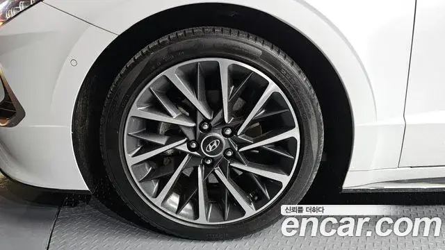 Hyundai Sonata Hybrid 2019 — ფოტო 3/20