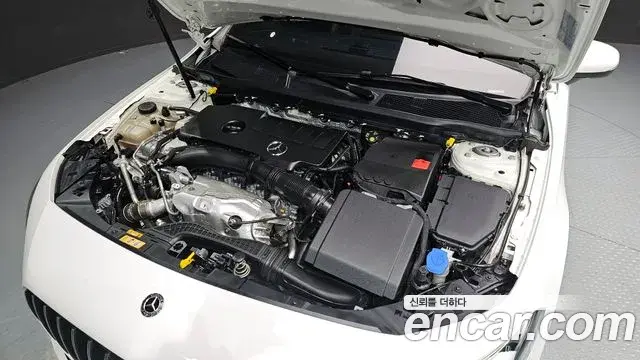 Mercedes-Benz A-Class 2020 — Фото 5/20