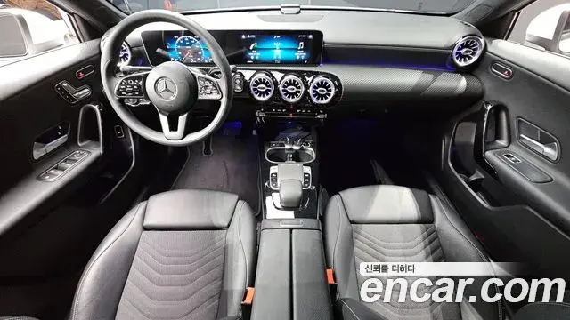 Mercedes-Benz A-Class 2020 — Фото 6/20