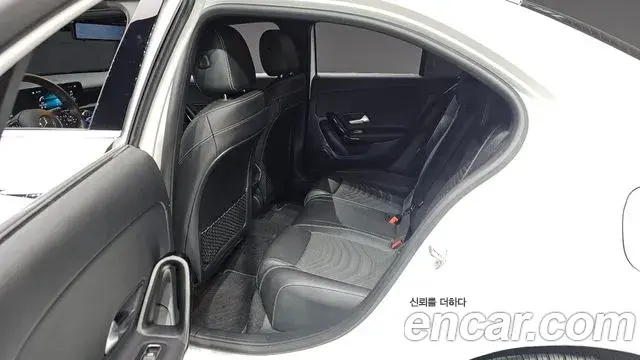 Mercedes-Benz A-Class 2020 — Фото 11/20