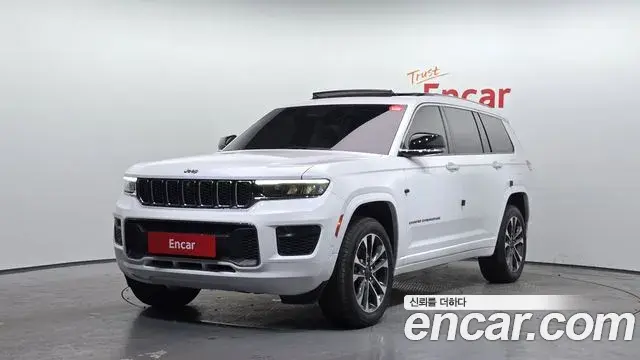 Jeep Grand Cherokee 2021 — Photo 9/20