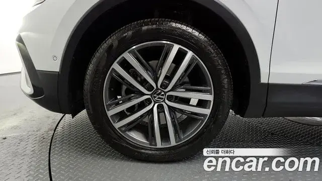 Volkswagen Tiguan Allspace 2022 — Şəkil 14/20
