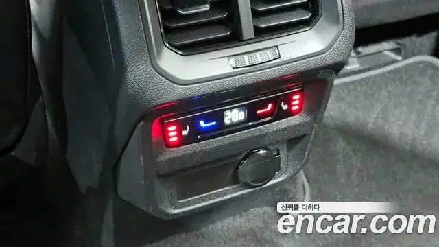 Volkswagen Tiguan Allspace 2022 — Şəkil 11/20