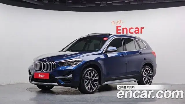 BMW X1 2022 — Фото 10/20
